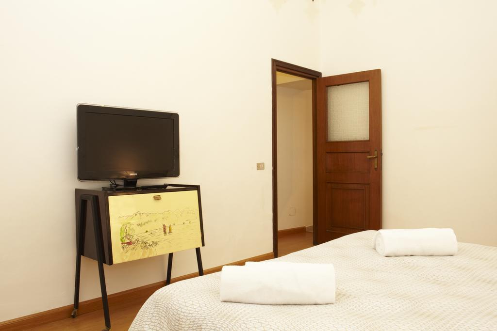 Zia Apartment Rom Rum bild