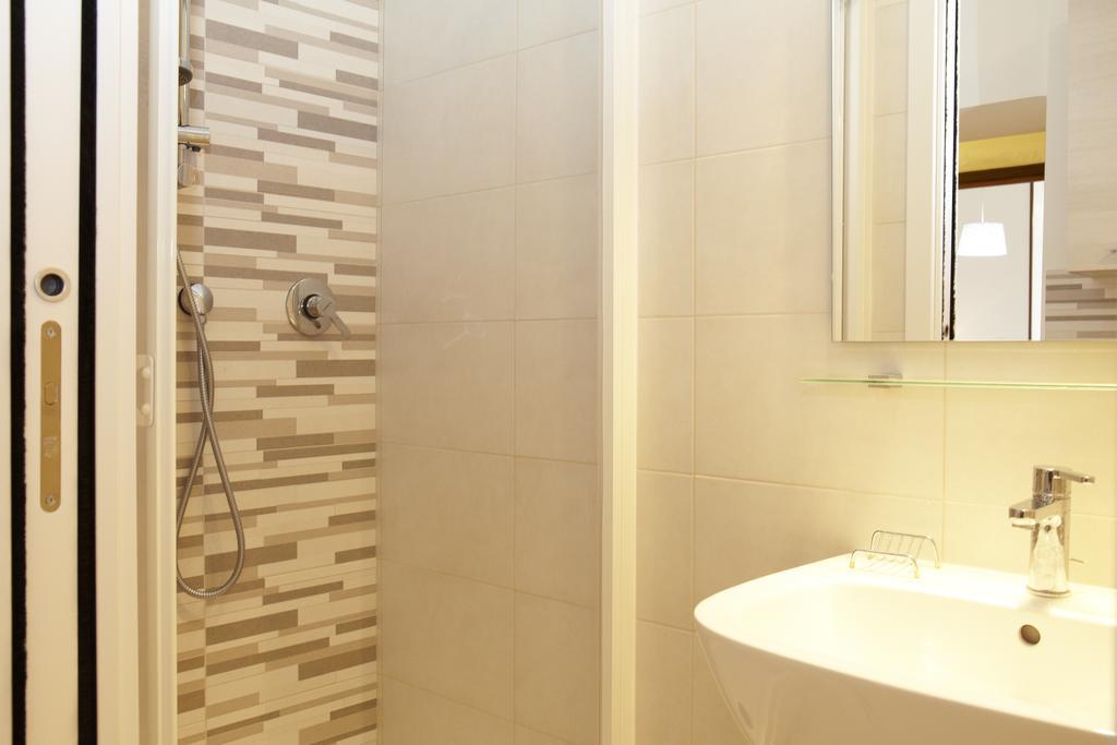 Zia Apartment Rom Rum bild